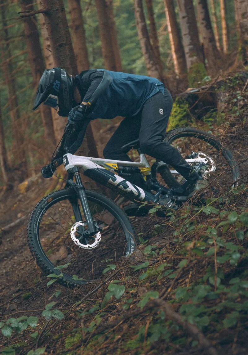 Husqvarna HARD CROSS 3 - slika 3